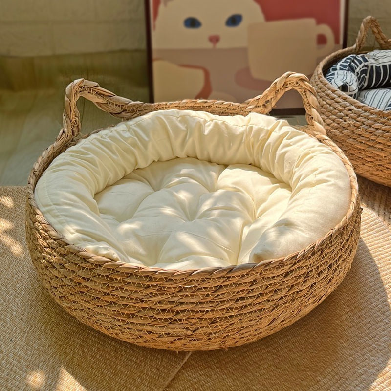 Calming Plush Cat Bed – Warm & Cozy Nest for Deep Sleep