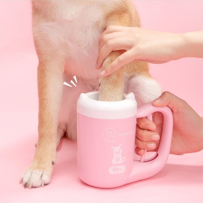 Silicone Paw Washer Cup — Perfect for French Bulldogs, Pugs & Small Breeds